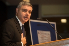 Mario Cilento, NYS AFL CIO President introducing Honoree Denis Hughes.